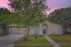 Casita San Antonio Family and Pet Friendly